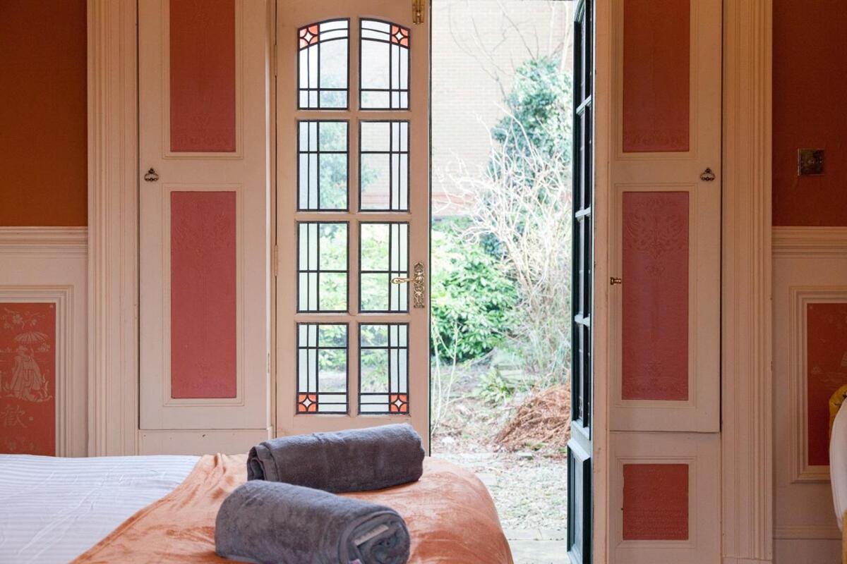 Villa Victorian Elegance At Kingscliffe, Sleeps 17 Manchester Esterno foto
