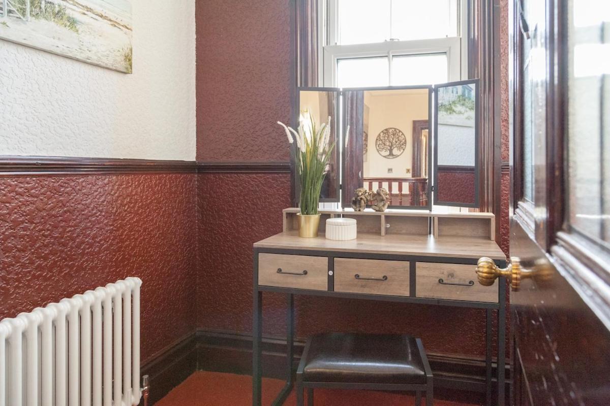 Villa Victorian Elegance At Kingscliffe, Sleeps 17 Manchester Esterno foto