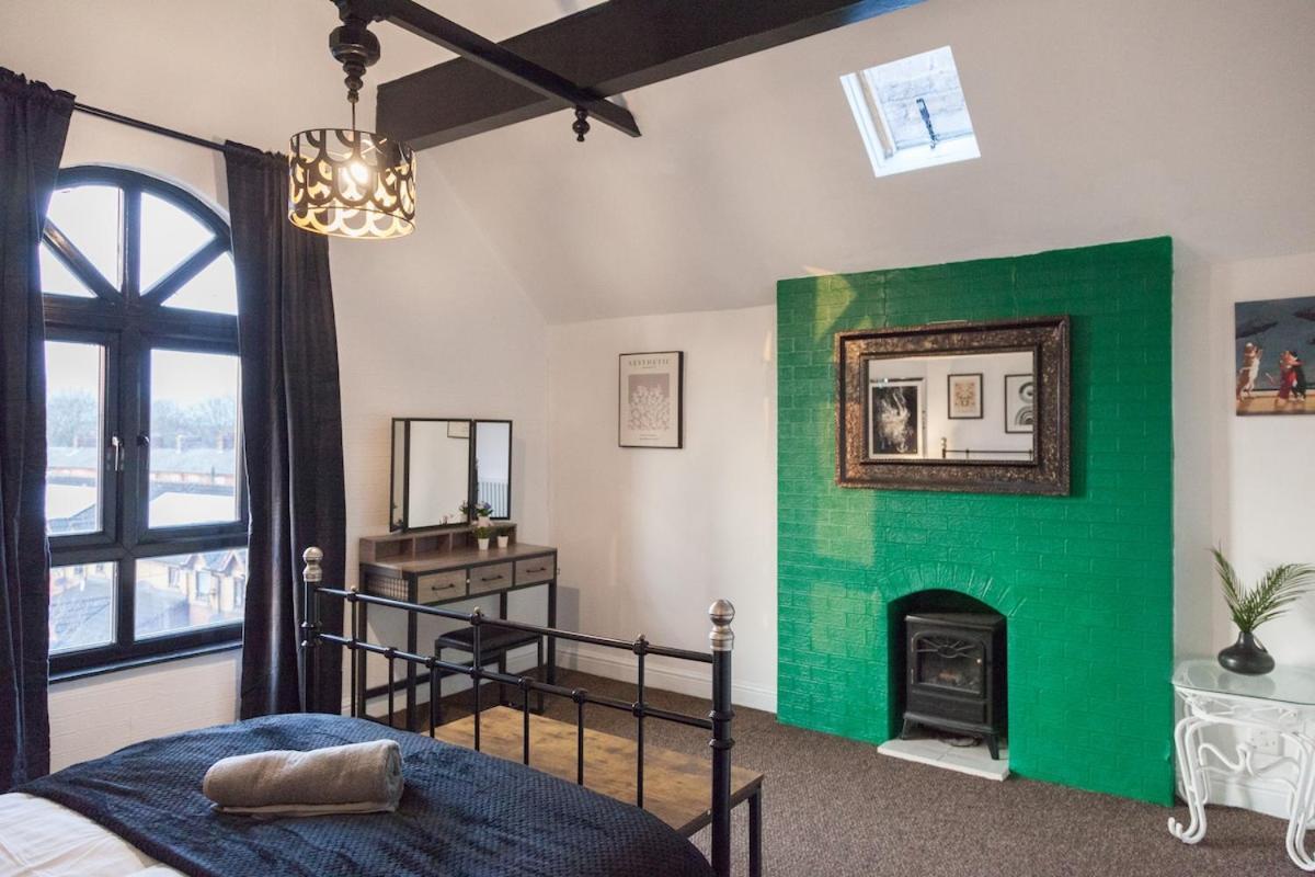 Villa Victorian Elegance At Kingscliffe, Sleeps 17 Manchester Esterno foto